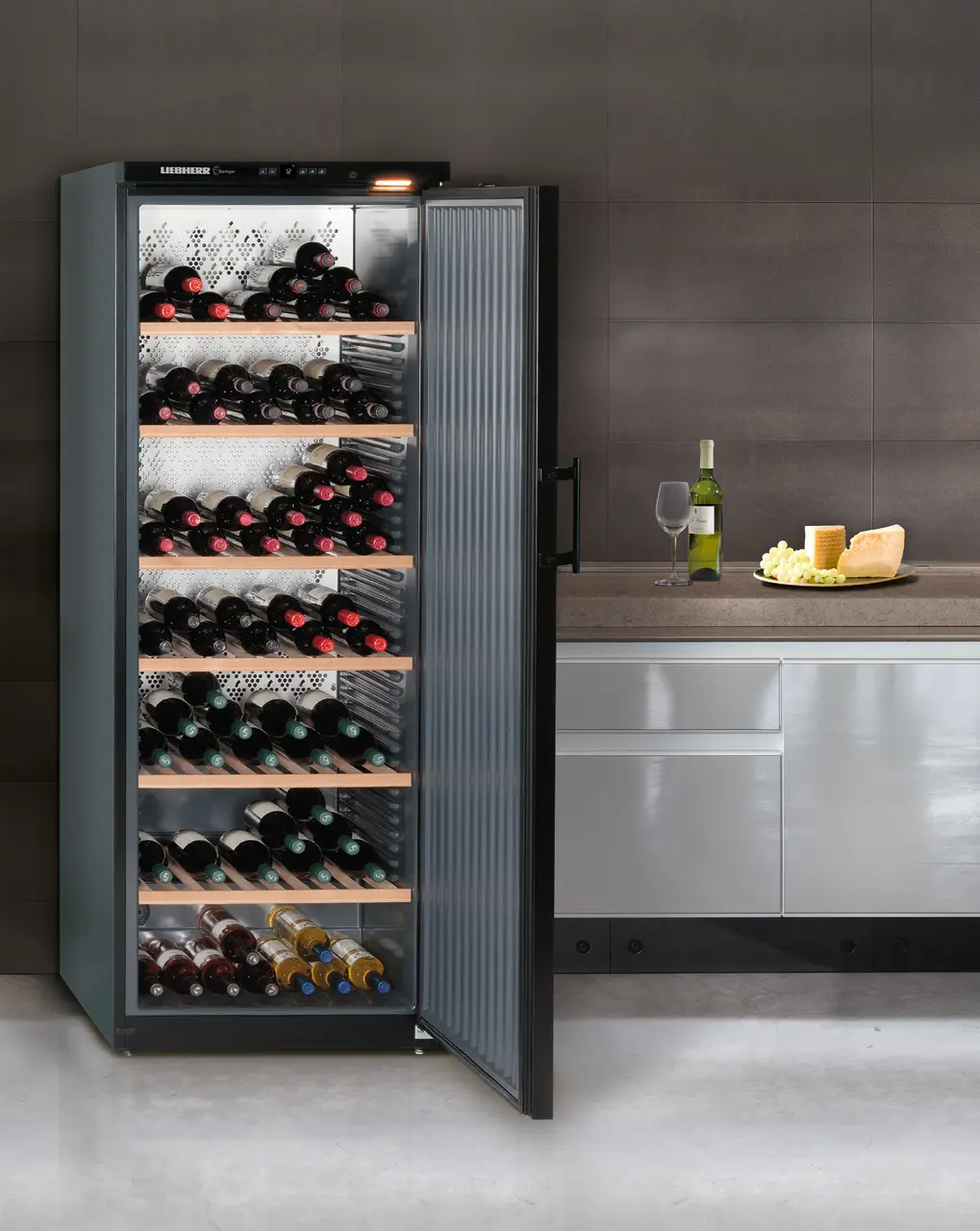 WKb 4611 Liebherr Barrique Wine Cabinet - Image 2